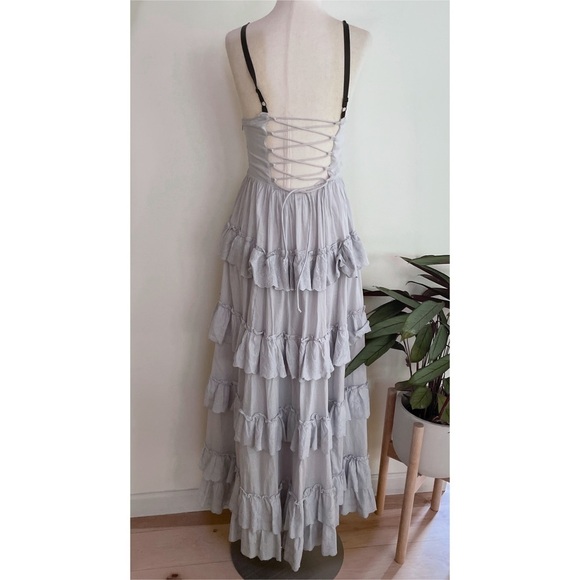 NWT Urban Outfitters UO Annabelle Eyelet Floral Tiered Ruffle Maxi Dress XS - Picture 7 of 12